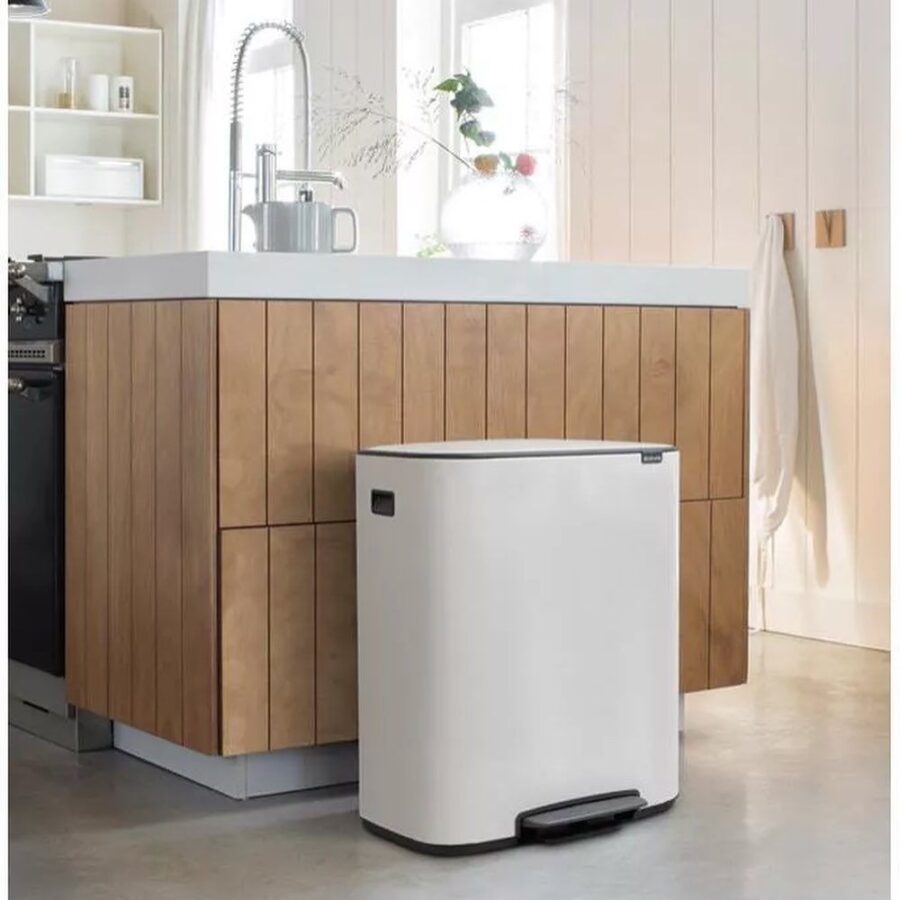 Brabantia Bo Pedal Bin 60 Lt. White #211300